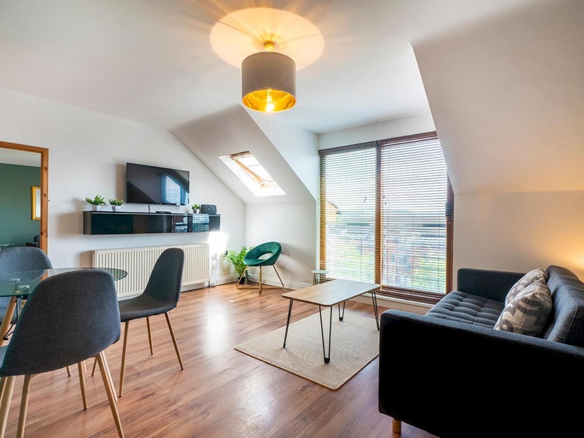 Titanic View Penthouse - Gated Complex - Parking Apartment Belfast Bagian luar foto